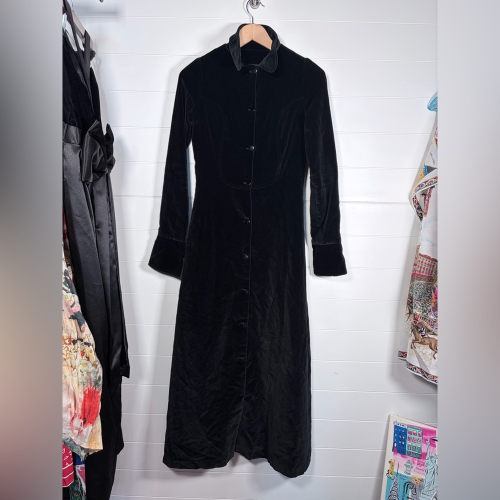 Linda Marlow Womens Black Velvet Riding Coat Guesstimate Size Small
